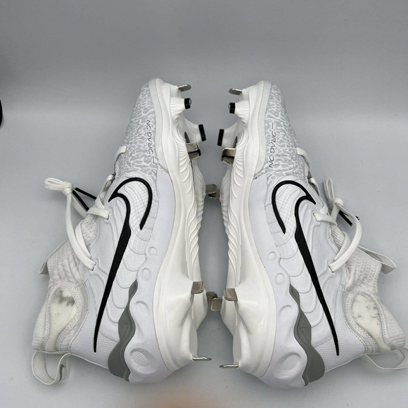 Nike Alpha Huarache NXT White Metal Baseball Cleats Mens Size 7 DJ6517 100 main image 9